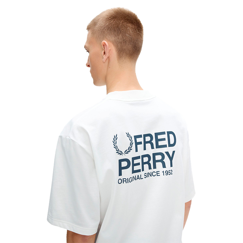 Fred Perry camiseta over white 3 (2)