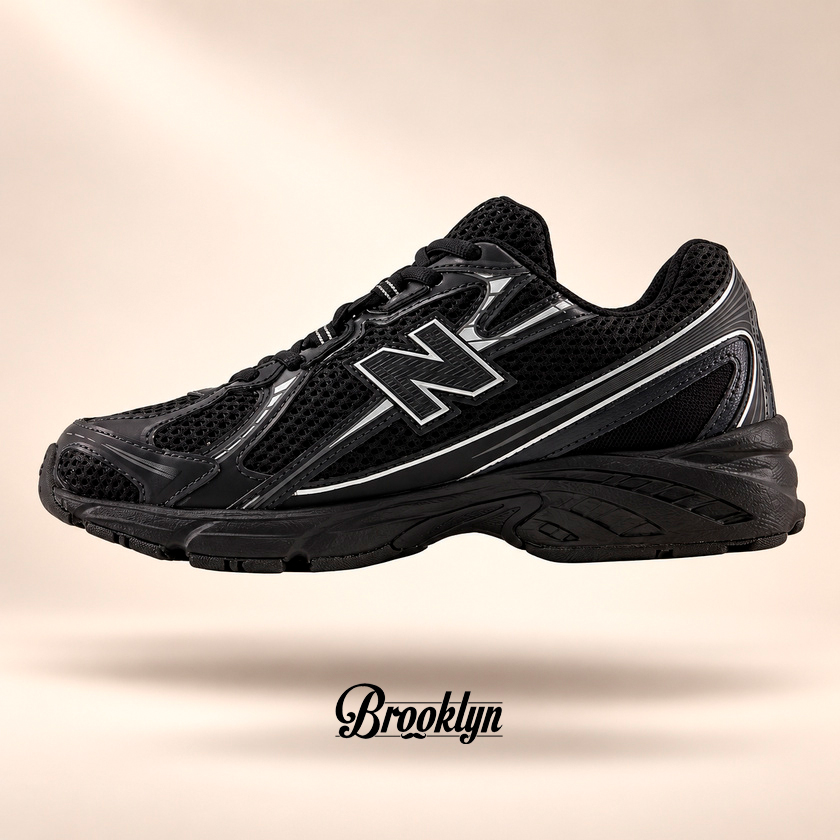 New Balance 740 black